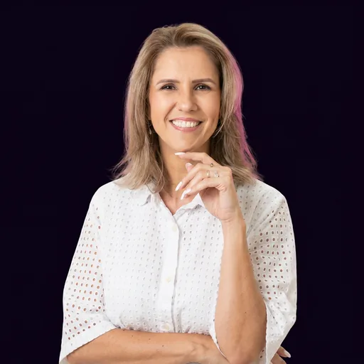 Julliana S. Stipp — Irrestritamente | Instrutor Jesus Play